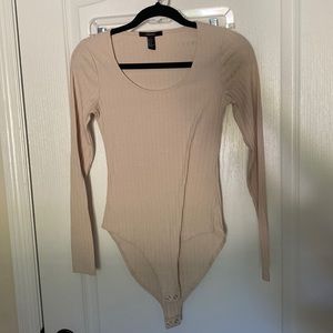Long sleeve scoop neck body suit